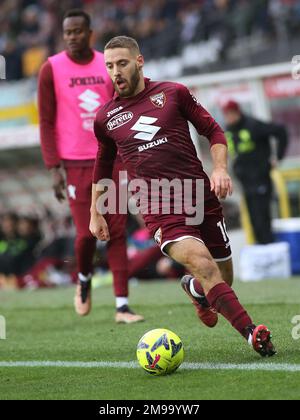 Turin, Italie. 15th janvier 2023. Nikola Vlasic (Torino FC) pendant le Torino FC vs Spezia Calcio, football italien série A match à Turin, Italie, 15 janvier 2023 crédit: Agence de photo indépendante/Alamy Live News Banque D'Images