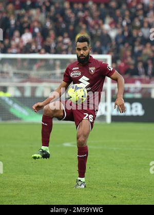 Turin, Italie. 15th janvier 2023. Koffi Djidji (FC de Turin) pendant le FC de Turin vs Spezia Calcio, football italien série A match à Turin, Italie, 15 janvier 2023 crédit: Agence de photo indépendante/Alamy Live News Banque D'Images