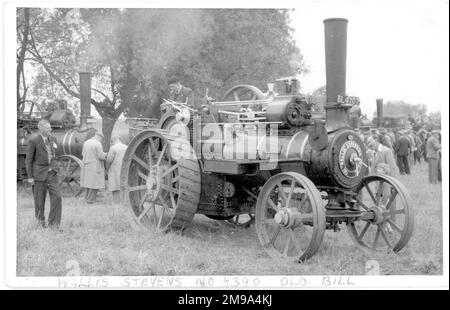 Moteur normal Wallis & Steevens, version BL 4707, numéro: 7370, 'Fair Rosamund' - 'Old Bill'). Construit par Wallis & Steevens de Basingstoke en 1914, alimenté par un moteur à vapeur à cylindre unique 6 NHP. (Note : l'orthographe de Steevens est correcte) Banque D'Images