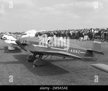 Rollason-Druine D.31 G-ARNZ turbulent (msn PFA/579, construit par Rollason Aircraft & Engines Ltd., en 1961), du Tiger Club de Baginton (aéroport de Coventry). Banque D'Images