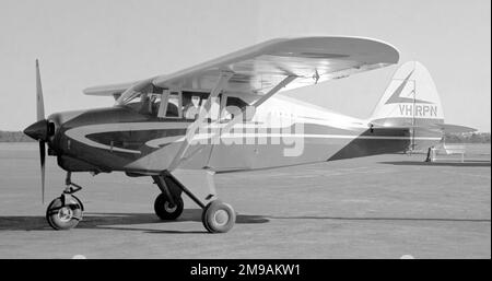 Piper PA-22-160 Tri-Pacer VH-RPN (msn 22-5791). Banque D'Images