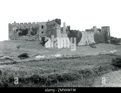 Château de Manorbier (Castell Maenorbyr) - un château normand à Manorbier, au sud-ouest de Tenby, au sud du pays de Galles. Banque D'Images