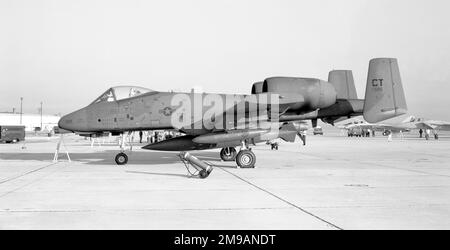 United States Air Force - Fairchild A-10A Thunderbolt II 78-0585 (code de base CT), du 118th Tactical Fighter Squadron, Connecticut Air National Guard, basé à Bradley Field, Windsor Locks, Connecticut. Banque D'Images