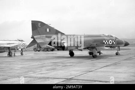 Royal Air Force - McDonnell Douglas Phantom FG.1 XV581 'E', de l'escadron no 43, à la RAF Leuchars. Banque D'Images