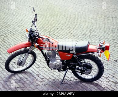 Kawasaki KL 250 moto. Banque D'Images