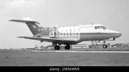 Hawker Siddeley HS-125 Series 1B/522 G-AYRY (msn 25105), de McAlpine Aviation Ltd À l'aéroport Turnhouse d'Edimbourg / RAF Turnhouse. Banque D'Images