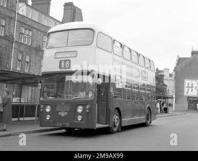 Leyland Titan Alexander '73' HDW773E, bus à impériale : le numéro 18 à Bettws y Coed, à Newport le 21 juillet 1968. Banque D'Images