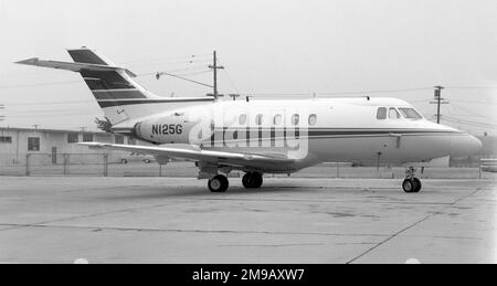 Hawker Siddeley HS.125 Series 1A/522 N125G (msn 25014), d'AiResearch Aviation Company. Banque D'Images