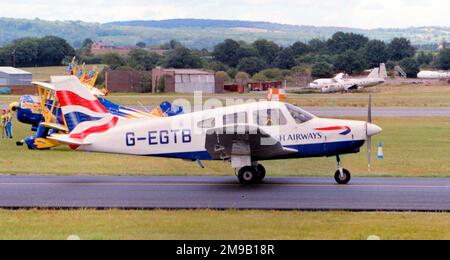 Piper PA-28-161 Warrior II G-EGTB (msn 28-7816074), du British Airways Flying Club. Banque D'Images