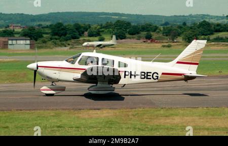 Piper PA-28-181 Cherokee Archer II pH-BEG (msn 28-7890419). Banque D'Images