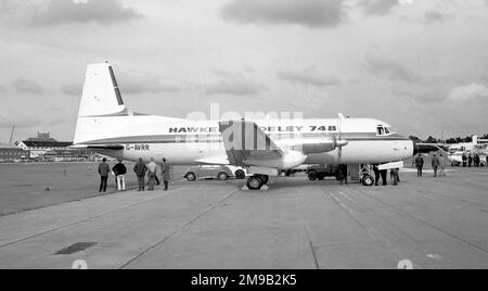 Hawker Siddeley HS.748-239 Series 2A G-AVRR (msn 1635), au salon de l'air de la SBAC Farnborough, qui s'est tenu du 16-22 au 22 septembre 1968. Banque D'Images