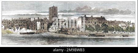 Vue sur la Tamise jusqu'au bord de la rivière du vieux Chelsea où un nouveau remblai était en construction à la fin du 19th siècle. Cette vue, avant le début des travaux de construction, montre la partie de la rive et de la ville depuis le coin de la rue Church jusqu'à la partie ouest de la promenade Cheyne. Banque D'Images