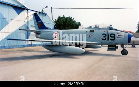 Amérique du Nord F-86F-35-NA Sabre 5319 (msn 191-958, ex 52-5262), au Museu do AR Sintra, à Alverca (LPAR), Portugal Banque D'Images