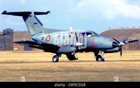 Armee de l'Air - Embraer EMB-121A Xingu 083 - ZE (msn 121-083) (Armée de l'Air - Force aérienne française) Banque D'Images