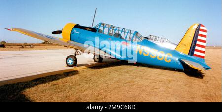 Vultee BT-15 N550C (msn 74A-10798), de la Confederate Air Force à l'aéroport de Midland le 8-10 octobre 1992. Banque D'Images