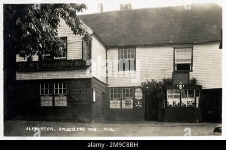 The Smugglers Inn, Waterloo Square, Alfriston, Polegate, East Sussex. Banque D'Images