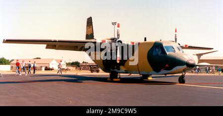 Fuerza Aerea Espanola - CASA C-212-100 Aviocar T. B.-65 - 74-80 (msn ABI-4-127), à la Mildenhall Air Fete 27 mai 1989 (Fuerza Aerea Espanola - Spanish Air Force). Banque D'Images