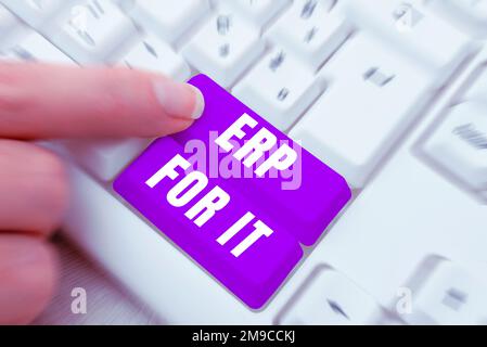 Légende conceptuelle ERP pour l'informatique. Mot écrit sur le logiciel de planification des ressources d'entreprise pour intégrer des applications Banque D'Images