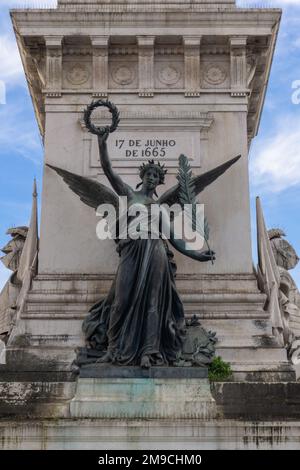 Monumento dos Restauradores sur la place des Restadores à Lisbonne Banque D'Images