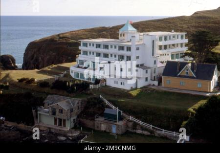 Vue aérienne de l'hôtel art déco Burgh Island, au large de la côte sud de Devon. Banque D'Images