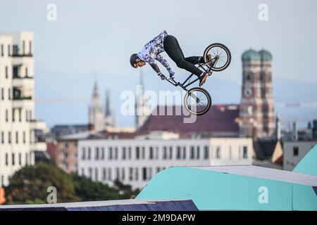 Timo Schultze (Allemagne). BMX Freestyle hommes. Championnats d'Europe Munich 2022 Banque D'Images