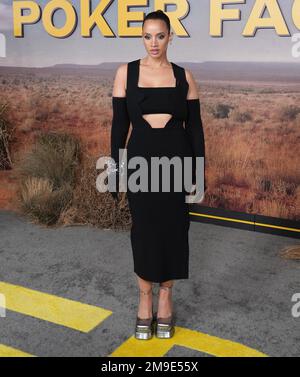 Los Angeles, États-Unis. 17th janvier 2023. Dascha Polanco arrive à la première DU VISAGE DE POKER de Peacock à Los Angeles qui s'est tenue au Hollywood Legion Theatre à Hollywood, CA, le mardi, ?17 janvier 2023. (Photo par Sthanlee B. Mirador/Sipa USA) crédit: SIPA USA/Alay Live News Banque D'Images