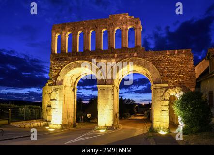 Porte de la ville romaine porte d'Arroux, heure bleue, heure bleue, Autun, Département Saône-et-Loire, Région Bourgogne-Franche-Comté, Bourgogne, France Banque D'Images