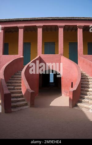 Cour intérieure de la Maison des esclaves sur l'île de Goree à Dakar, Sénégal Banque D'Images