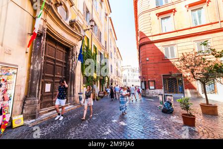 ROME, ITALIE - 30 JUIN 2019 : vue sur la belle rue de Rome, Italie. Banque D'Images