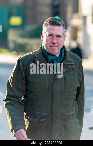 Westminster, Londres, Royaume-Uni. 18th janvier 2023. Les ministres arrivent à la Chambre des communes pour les questions du premier ministre. Le député conservateur Sir Graham Brady Banque D'Images