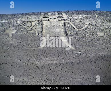 Le célèbre géant Atacama, le géant de Tarapacá ou Geoglyphe de Cerro UNITA est une figure de 119 mètres de long transportant de l'eau tirée sur la pente de la surfa de Cerro UNITA Banque D'Images