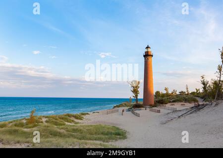 64795-02102 Little sable point Lighthouse près de Mears, MI Banque D'Images