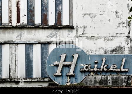 Signature de la société en ruines, Pointe a Pitre, Grande-Terre, Guadeloupe, France Banque D'Images