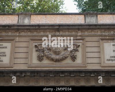 BOLOGNE, ITALIE - VERS SEPTEMBRE 2022 : Parc de Montagnola Banque D'Images