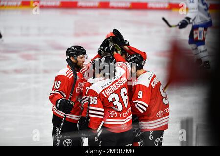 COLOGNE, ALLEMAGNE - 18 JANVIER 2023 : match de hockey DEL Koelner Haie - ailes de fard de Schwenninger Banque D'Images