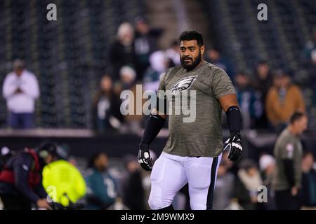 Philadelphia Eagles tackle Jordan Mailata (68) walks off the field  following the NFL football game against the New York Giants, Sunday, Jan.  8, 2023, in Philadelphia. (AP Photo/Chris Szagola Stock Photo - Alamy