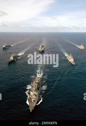 Expeditionary Strike Group Two (ESG-2) se déploie pour soutenir la ...