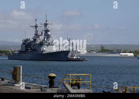 040525-N-6775N-029. Base: Pearl Harbor État: Hawaï (HI) pays: Etats-Unis d'Amérique (USA) Banque D'Images