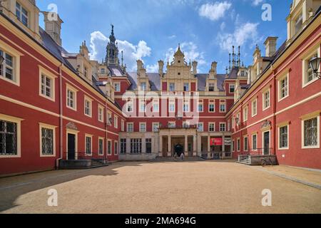 Nouveau Palais, Parc Muskau, Parc Prince Pueckler, site classé au patrimoine mondial de l'UNESCO, Bad Muskau, Saxe, Allemagne Banque D'Images