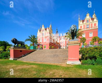 Nouveau Palais, Parc Muskau, Parc Prince Pueckler, site classé au patrimoine mondial de l'UNESCO, Bad Muskau, Saxe, Allemagne Banque D'Images