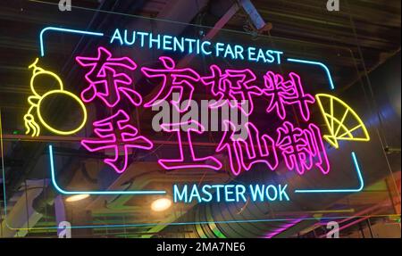 Food Market Neon, 85-97 Renshaw Street, Liverpool, Merseyside, Angleterre, Royaume-Uni, L1 2SP- salle de restauration sur le thème de l'Asie Banque D'Images