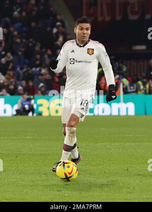 Londres ANGLETERRE - 18 janvier : Casemiro de Manchester United lors du match de football de la première ligue anglaise entre le Palais de Cristal et Manchester United Banque D'Images