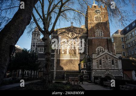 La belle église du Prieuré de St Bartholomew le Grand, Smithfield, Londres Banque D'Images