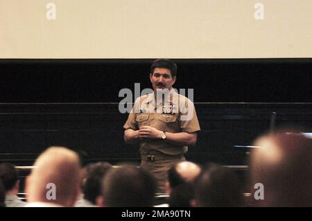 060413-N-7653W-170. Base: Norfolk État: Virginie (va) pays: États-Unis d'Amérique (USA) Banque D'Images