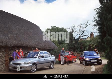 1996 Ford Escort. Estate car Saloon L modèle GLX Banque D'Images