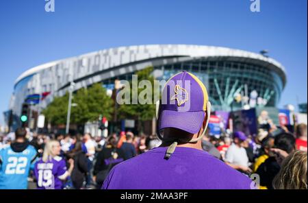 Photo du dossier datée du 02-10-2022 d'Une vue générale d'un chapeau de fans de Minnesota Vikings. Les Buffalo Bills et les Tennessee Titans se joindront aux Jacksonville Jaguars pour accueillir cette année des matchs de la NFL à Londres. Date de publication : jeudi 19 janvier 2023. Banque D'Images