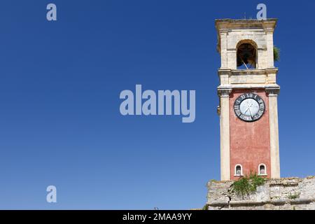 Tour de l'horloge à l'ancienne forteresse de Kerkyra, Corfou, Grèce Banque D'Images