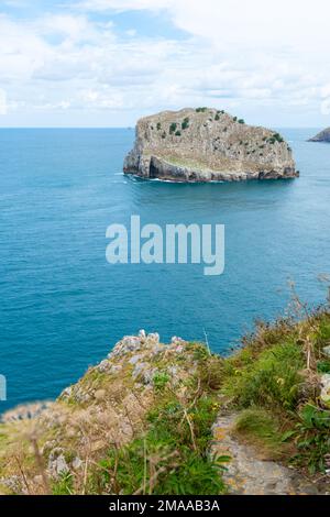 Vue sur les rochers avec l'horizon en arrière-plan Banque D'Images