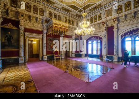 01.09.2022, Allemagne, Mecklembourg-Poméranie occidentale, Schwerin - salle du trône dans le musée du château de Schwerin, château de Schwerin, siège de la parlie d'Etat Banque D'Images