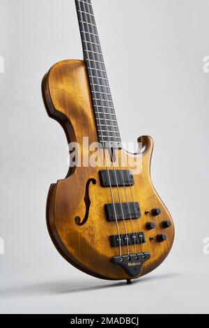 Guitare basse Marteaux Contra Banque D'Images